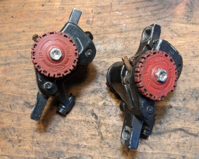AN 替パッド付き avid bb7s MTN 2個セット Set (2) of Avid BB7 MTN Mechanical Brake Calipers With Pads