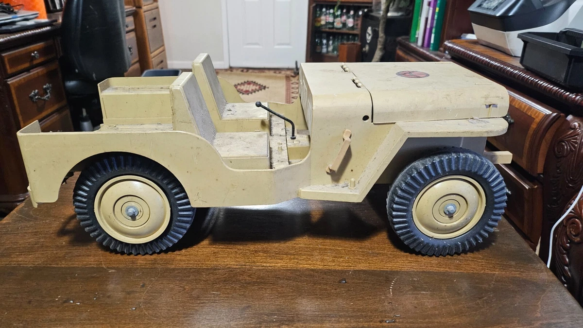 G.I. Joe Military & Adventure Action Figures Jeep 1960 Year