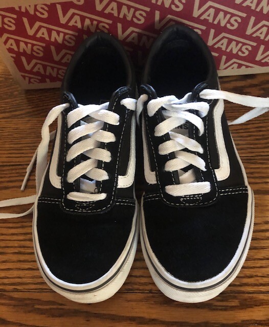 size 1 black vans