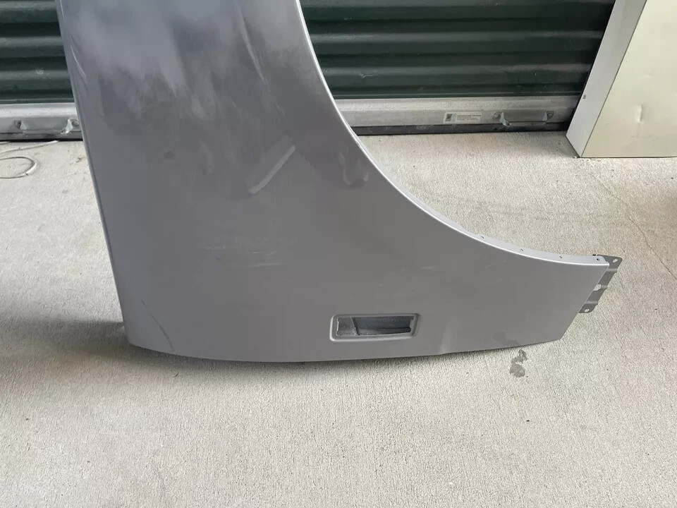 Rolls Royce Cullinan Fender Set OEM - Main Center Grill & Bumper Available *