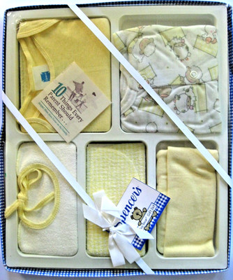 Vintage Spencer's Wee Bear Gift Set Baby Clothes FREE shipping...