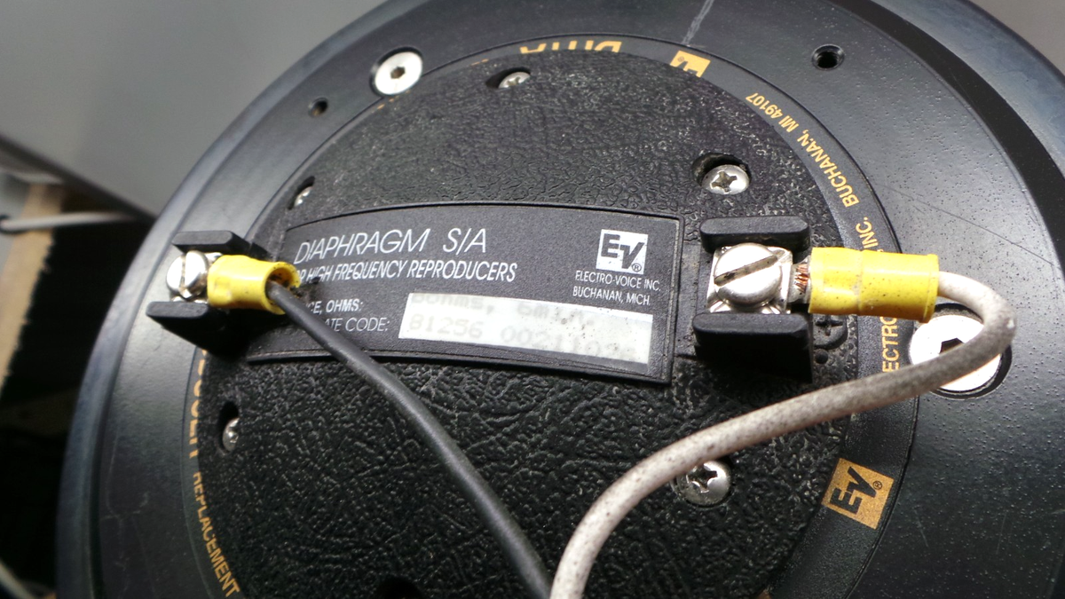 Electro-Voice エレクトロボイス EV HP940 ホーンのみ 2本 Electro-Voice エレクトロボイス EV HP940 ホーンのみ 2本 HP940+DH1A