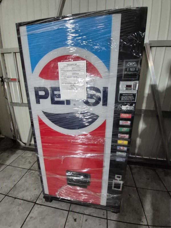 Dixie Narco 368 Pepsi Soda Vending Machine 8 Selection Fully Tested Working
