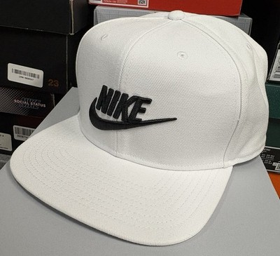Nike Sportswear Dri Fit SnapBack Pro Cap Hat White New Without Tags M/L