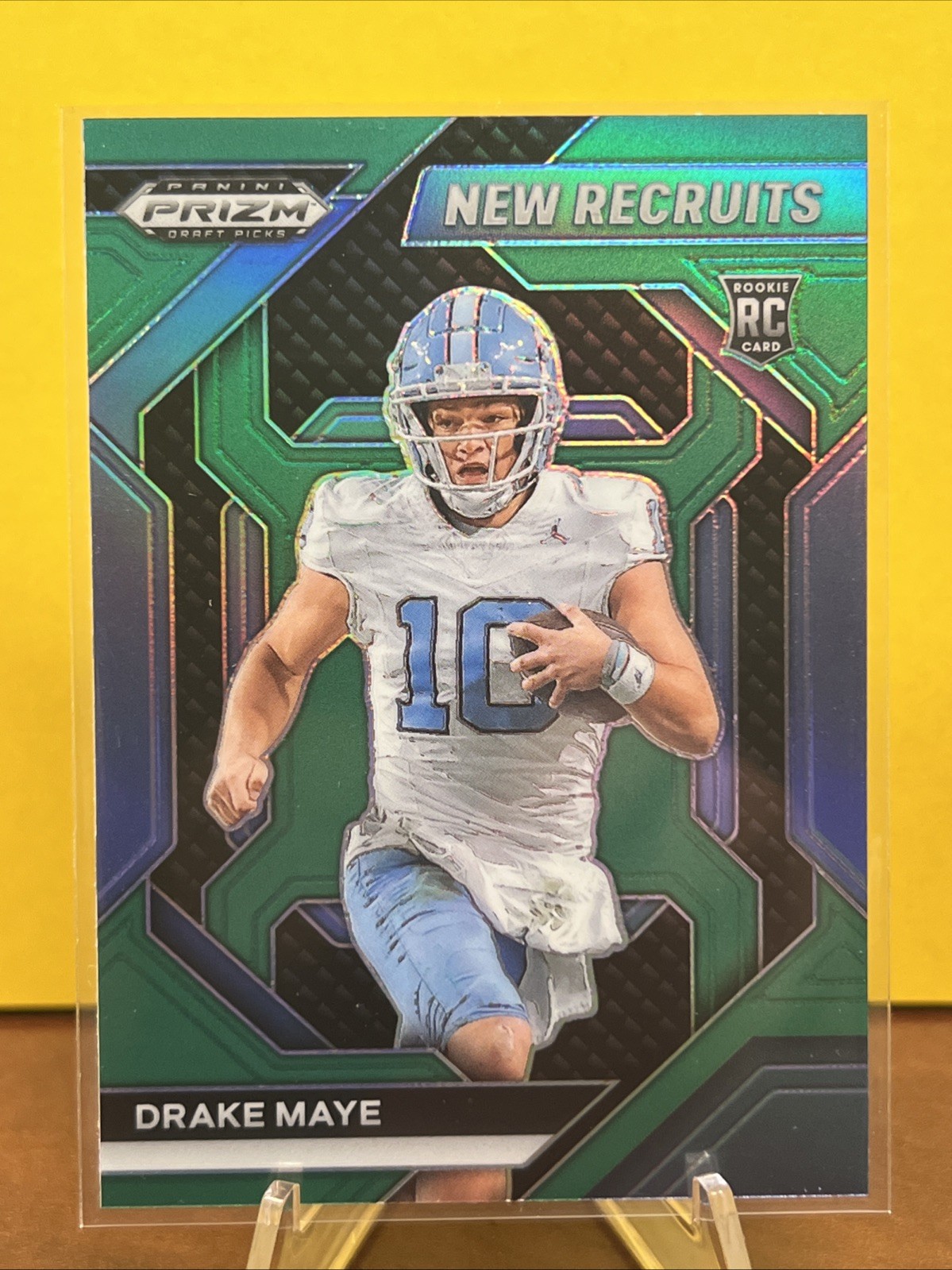 Drake Maye 2024 Panini Prizm Draft Picks Green Prizm New Recruits Rookie (JM)