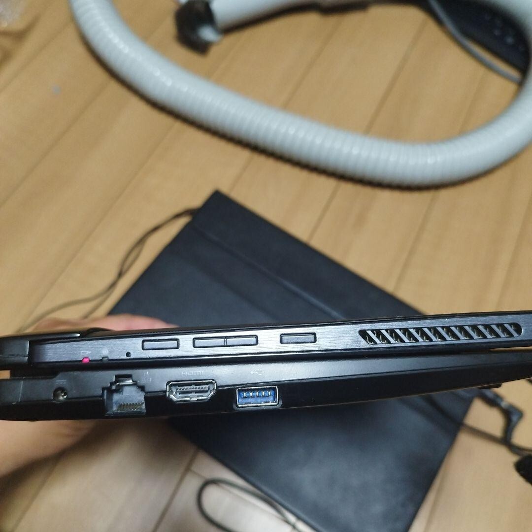 富士通 - FUJITSU ARROWS Tab Q704/H core-i5 富士通 ハイスペック防水タブレット ARROWS Tab Q704/H 製品詳細