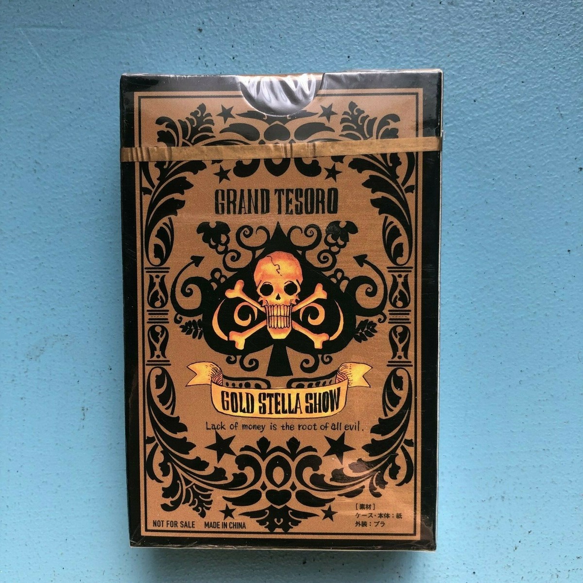 ONE PIECE Movie GOLD Playing Card Deck NEW in Sealed Pack