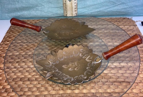 india hand brass etched ashtrays with wooden handles - Picture 7 of 10