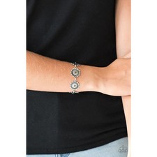Paparazzi Funky Flower Child - Silver Bracelet