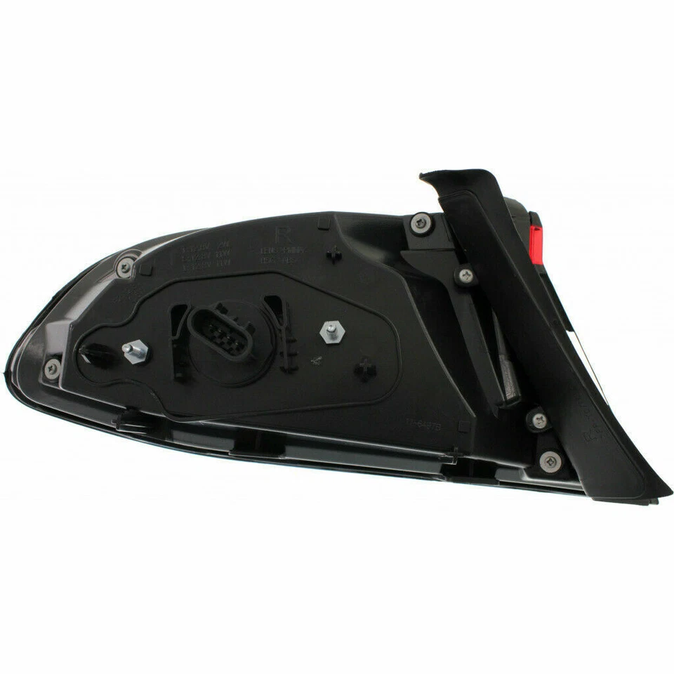 Conjunto de luz trasera derecha pasajero exterior (en carrocería) para Dodge Dart 2013 2016 Foto 2 de 3