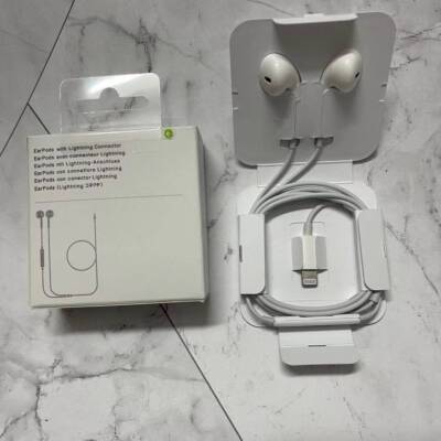 Origina APPLE EarPods Lightning Wired Earphones Headphones iPhone