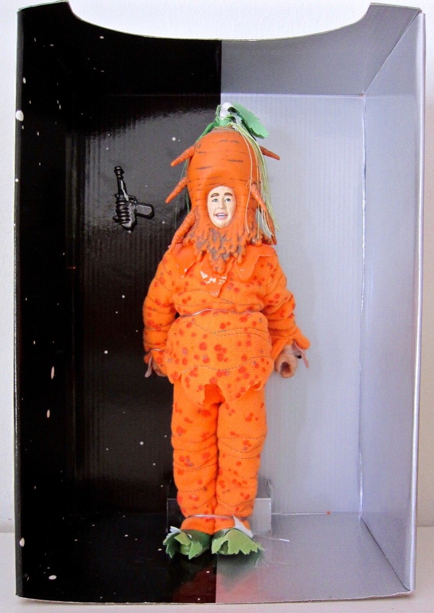 LOST IN SPACE Tybo the Carrot Man フィギュア TYBO THE CARROT MAN. 10.5