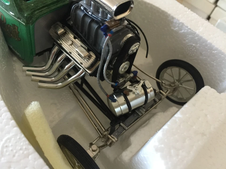 1/18 GMP ACME SUPER RAT ALTERED FIAT DRAGSTER DIE CAST CAR  A1800806 1:18 USED - Image 4 of 4