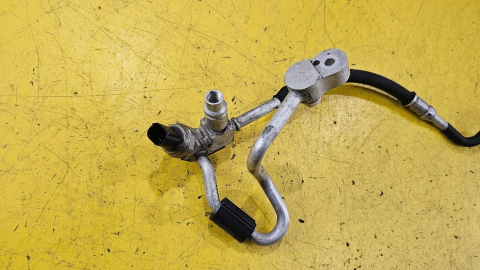 BMW 3 F30 330e HYBRID ENGINE B48B20A 2015-2018 AIR CON COOLANT PIPE HOSE 9364662 - Image 2 of 4