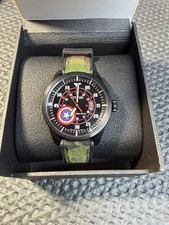 Reloj Citizen Marvel Capitán América Eco-Drive Negro 45mm AW1367-05W con Estuche