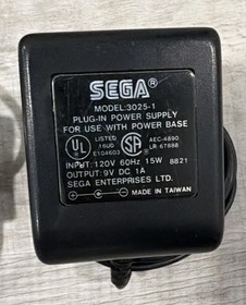 Sega Master System 3010-A With 4 Games, 2 Controllers, Light Phaser,Box TESTED