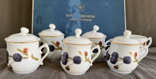Vintage Royal Worcester Set of 6 Porcelain Pot de Cremes Wild Harvest with Box