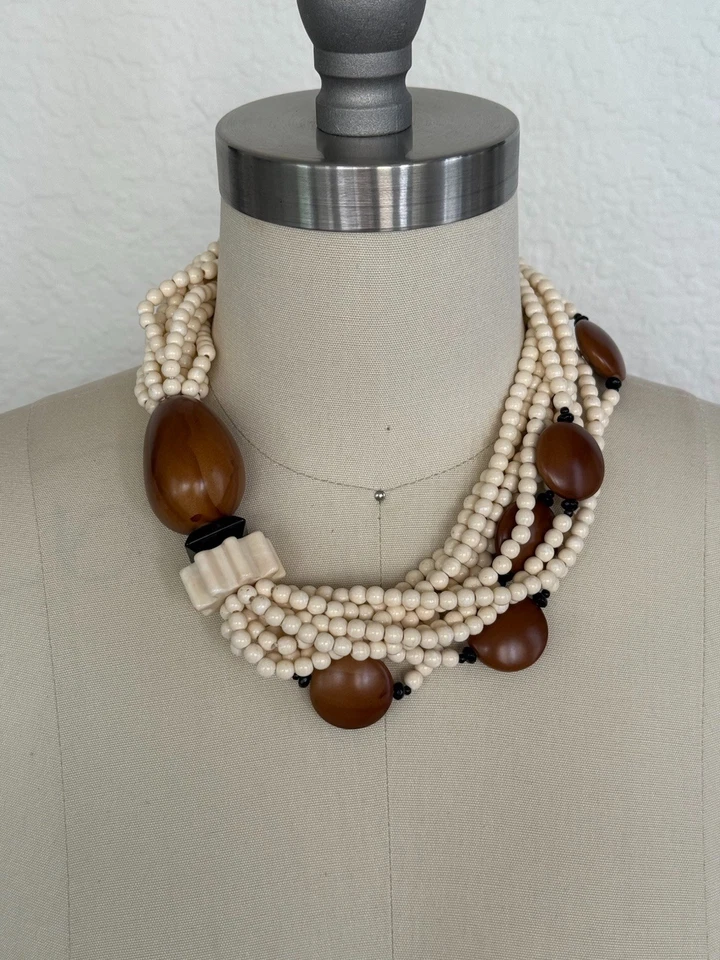 Collar Multihilo Estilo Angela Caputi Vintage Crema, Marrón y Negro Años 80-90 Foto 2 de 4