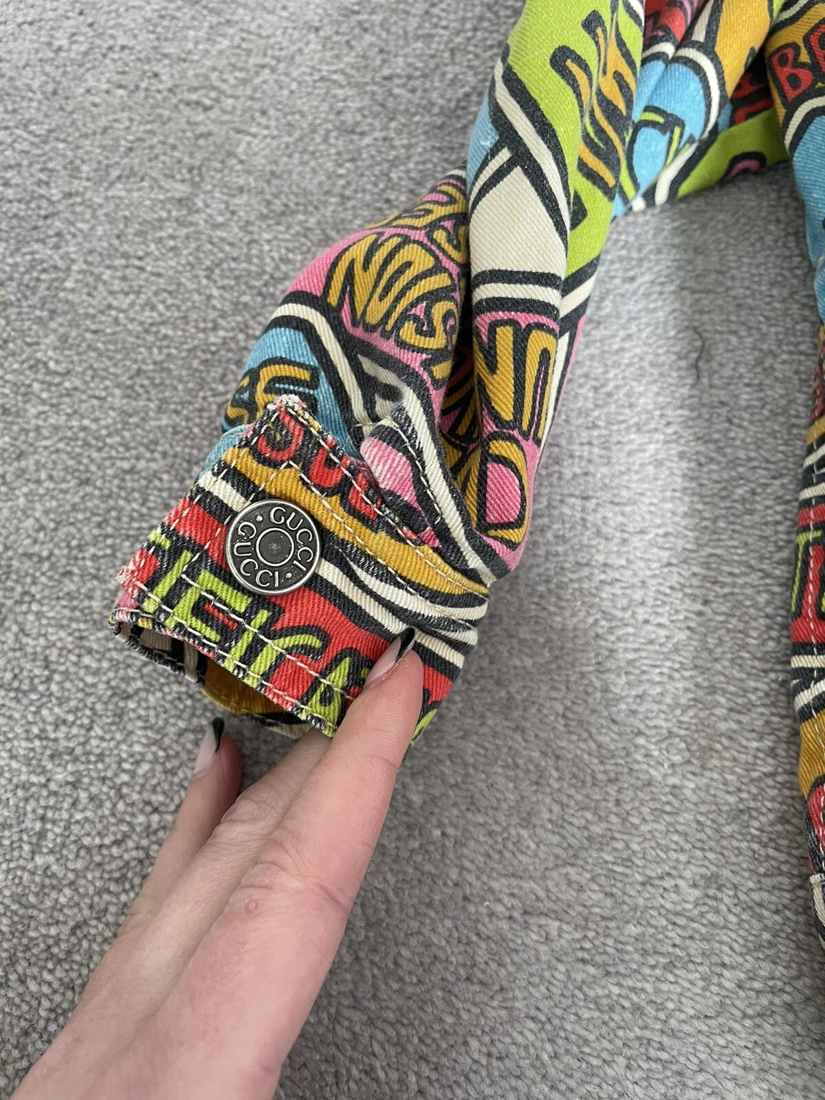 Autentica giacca denim fumetto GUCCI per bambine blu rosa verde colorato GG età 5