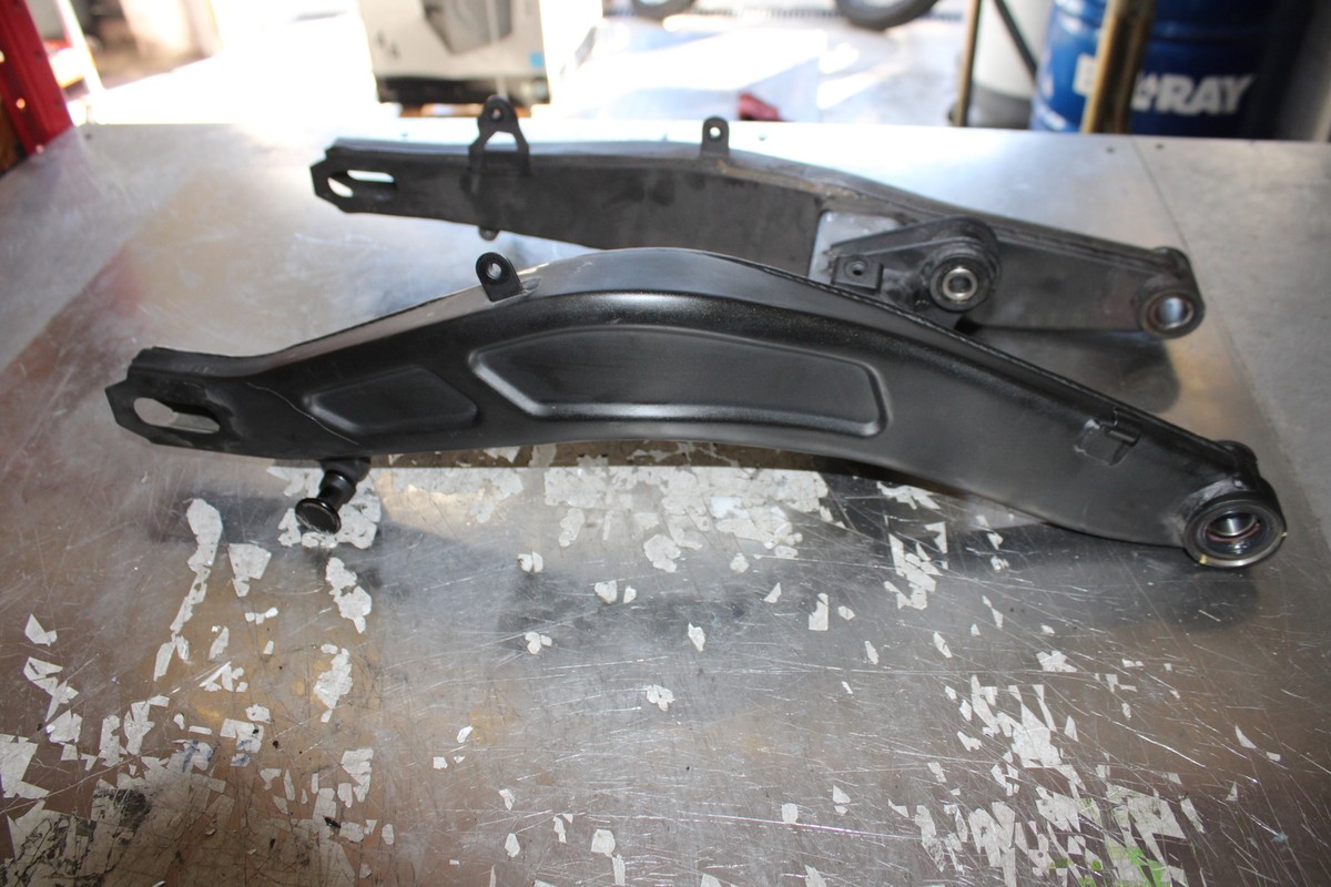 20 KAWASAKI Z650 ER650 OEM REAR SWINGARM BACK SUSPENSION SWING ARM