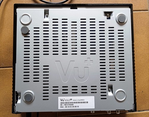 VU+ SoloSE V2 Decoder Satellitare Linux Enigma2 completo Dual Tuner, funzionante - Foto 8 di 13