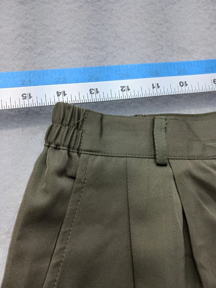 Pantalones Cortos de Golf Coral Bay para Mujer Talla 12 Verde Oliva Plisados Calce Relajado Entrepierna 6" Foto 4 de 4