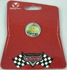 new-disney-store-pixar-cars-luigis-casa-della-tires-pin-moc-mint-on-card