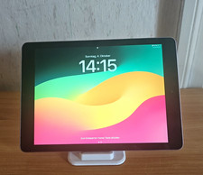 Apple iPad 6. Gen. 32GB, WLAN, 24,64 cm, (9,7 Zoll) - Spacegrau