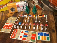 Vintage Lego Set 939 LEGO Flags, Trees And Road Signs Boxed