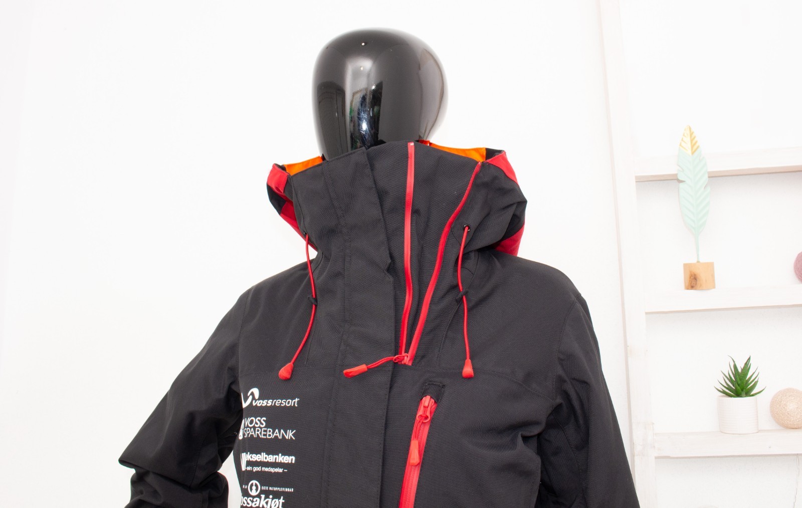 Helly Hansen Ski Jacket Black Primaloft Hooded HE… - image 5