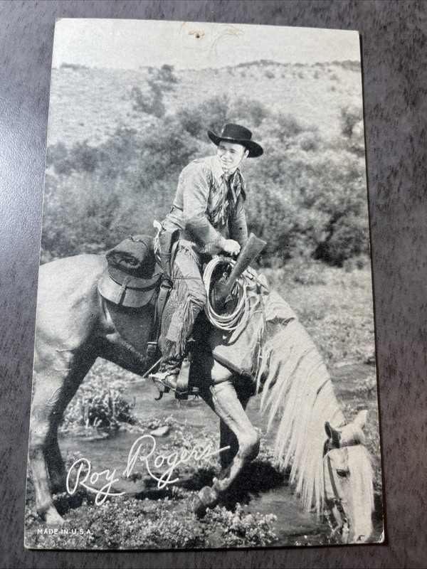 Vintage  Exhibit Arcade Card Western Cowboy 5.5x3.5 Made In USA Roy Rogers