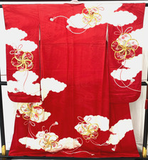 Japanese Vintage Kimono Furisode Silk Red Expensive Embroidery Drit Height 62 in