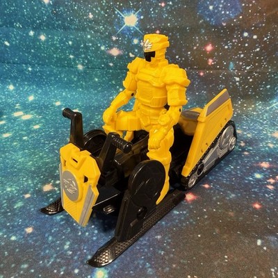 Power Rangers Super Ninja Steel Mega Morph Alpine Attack Fahrzeug mit Figur