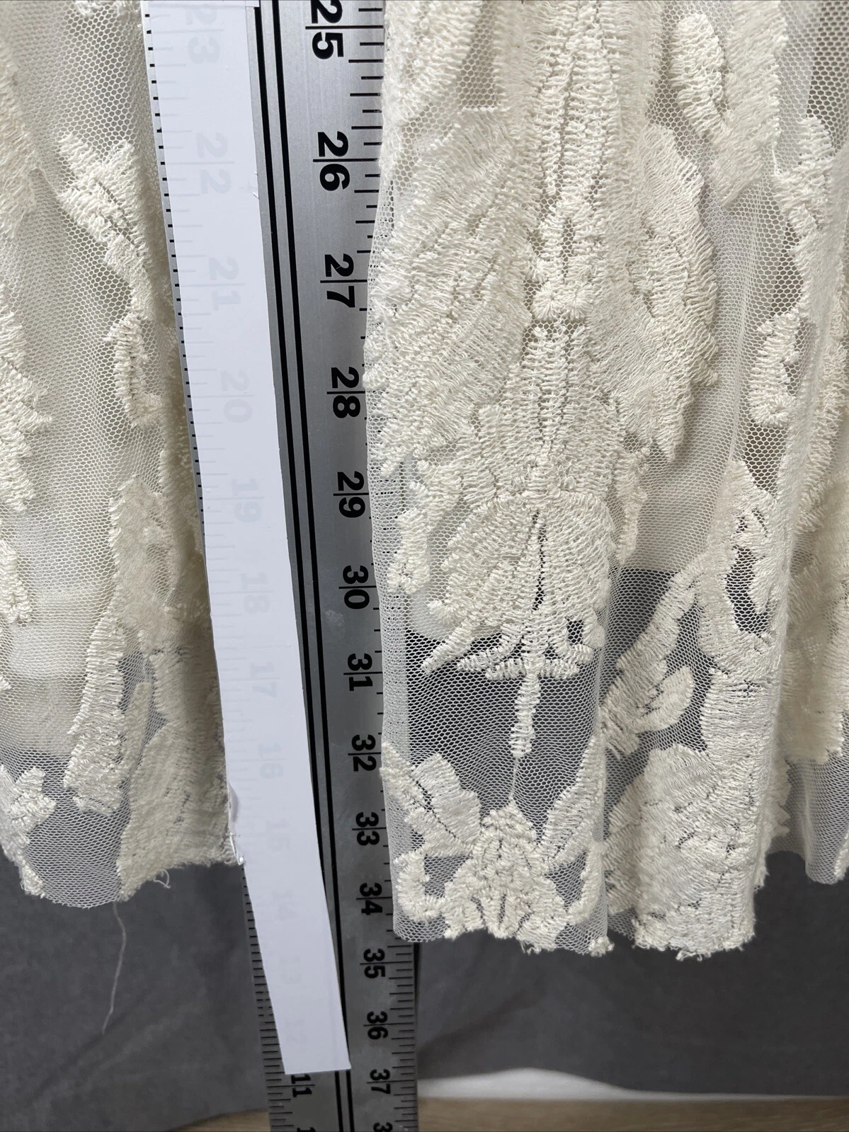 OFF WHITE Bellissimo abito con schiena bianco sporco taglia M nuovo con etichette in pizzo