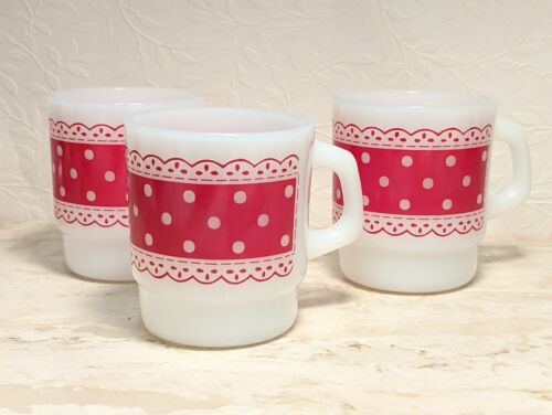 3 Vtg Red Polka Dots Anchor Hocking Fire King Milk Glass Coffee Mug Cup - Afbeelding 1 van 9