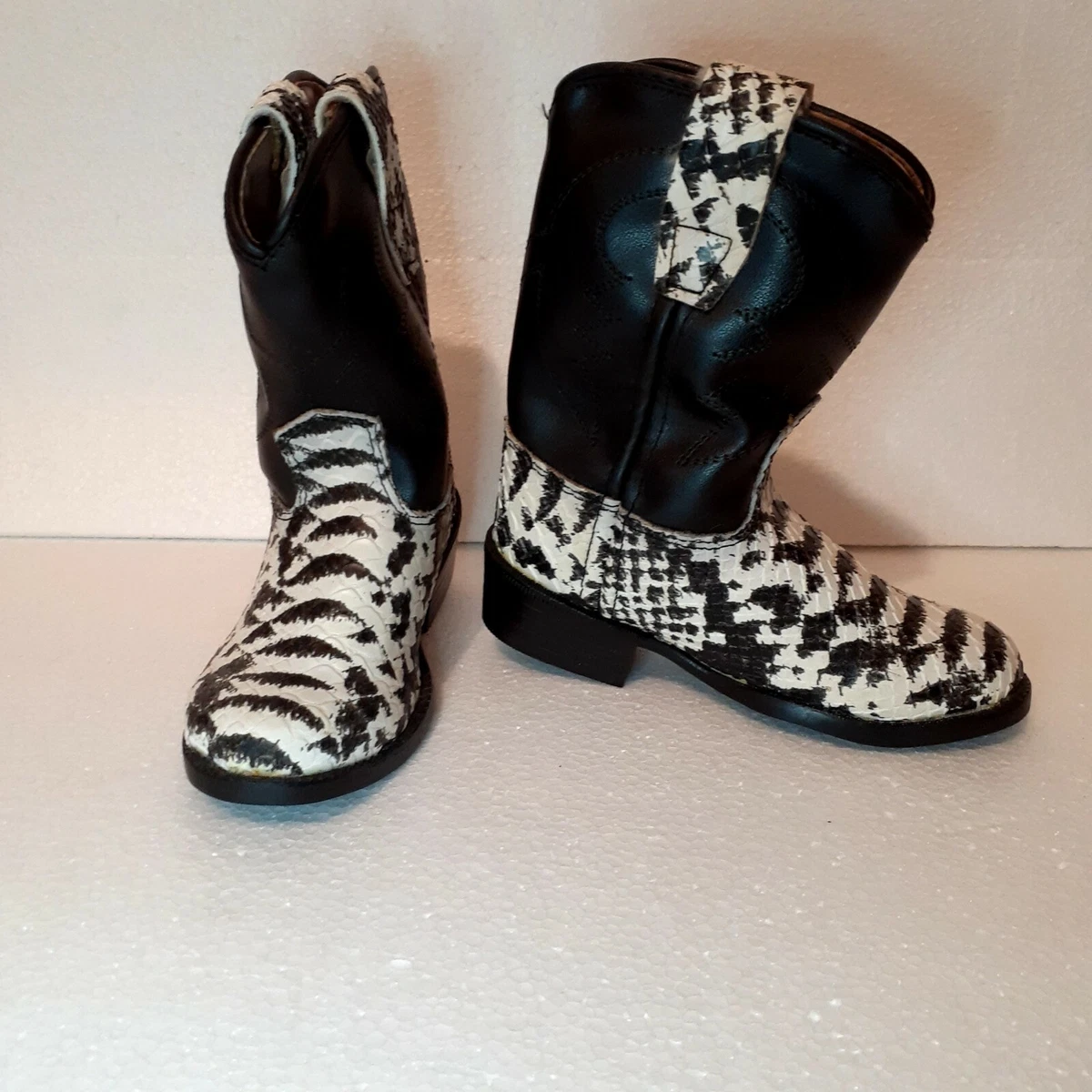 Old west leopard boots top