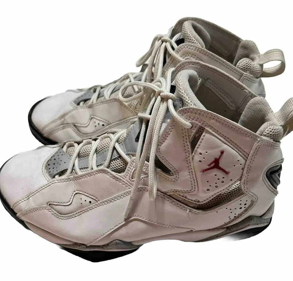 Nike Air Jordan True Flight Blanco Cemento Gimnasio Rojo Negro Gris Talla 8.5 Foto 3 de 4