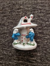 Casetta dei puffi in ceramica