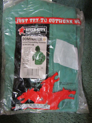 NEW MENS RIVER CITY DOMINATOR LIMITED FLAMMABILITY RAINWEAR GREEN JACKET SIZE L
