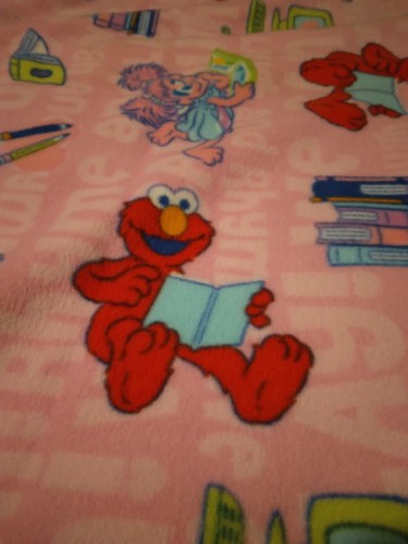 48 X 55 Fleece Throw Elmo One Layer stitched edge 276180 - Photo 2/3