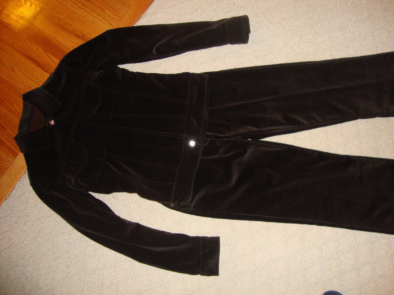 SPETTACOLARE SET DI JEANS E PANTALONI MARRONE VELLUTO YVES SAINT LAURENT NUOVI CON ETICHETTE $1.500