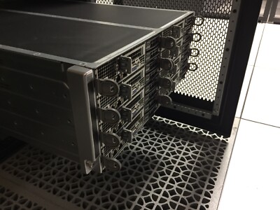 Supermicro F617R2-F73 4U 8x server Dual E5-2660 32GB 2x2.5 Hotplug 2x3.5 + Rails