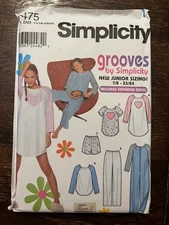 Simplicity 9475 UNCUT Sewing Pattern, Juniors' Sleepwear, Size BB (17/18-23/24)