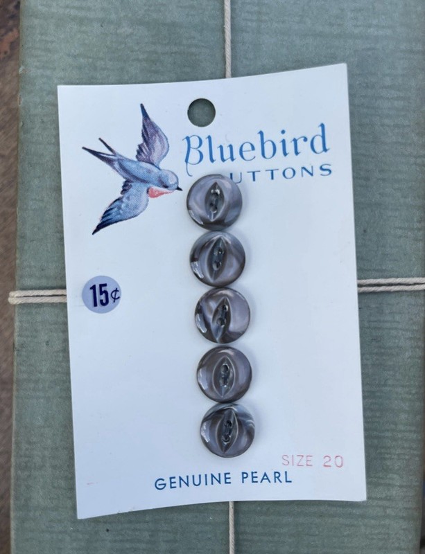 Lot of (10)individual Vintage Bluebird MOP Button Cards (5) 12.7mm, Fisheye grey