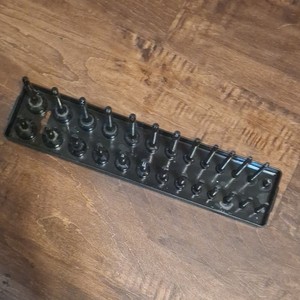 SOCKET HOLDER, DEEP 3/8 DRIVE FROM 1" TO  5/16" DEEP AND 1" TO 1/4" 14" SEE PIC