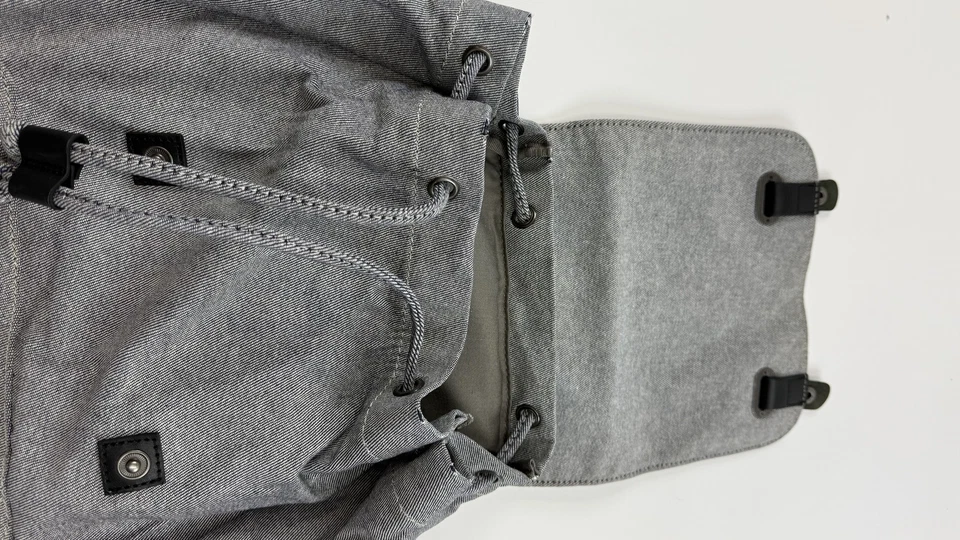 Mochila Everlane Para Hombres Gris Algodón Cordón Solapa Bolsillo Informal Bolso de Lona Foto 4 de 4