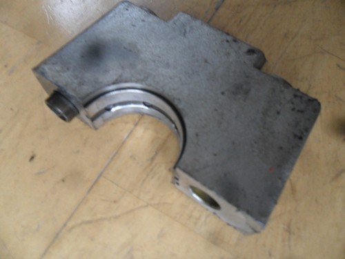 HONDA SC35 CBR1100XX  Kurbelwellenhalter