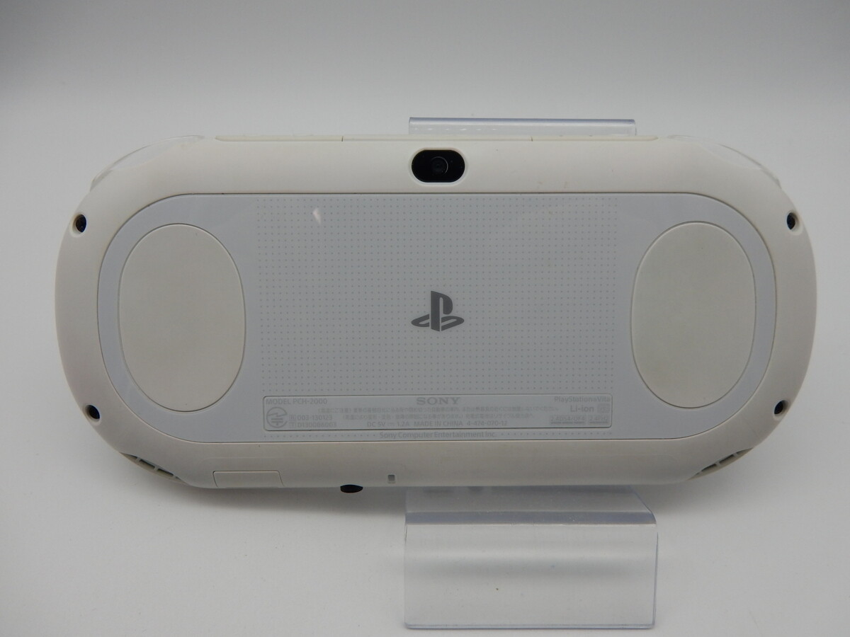 PlayStation Vita PCH-2000ZA12 Wi-Fi White Console with cahrger