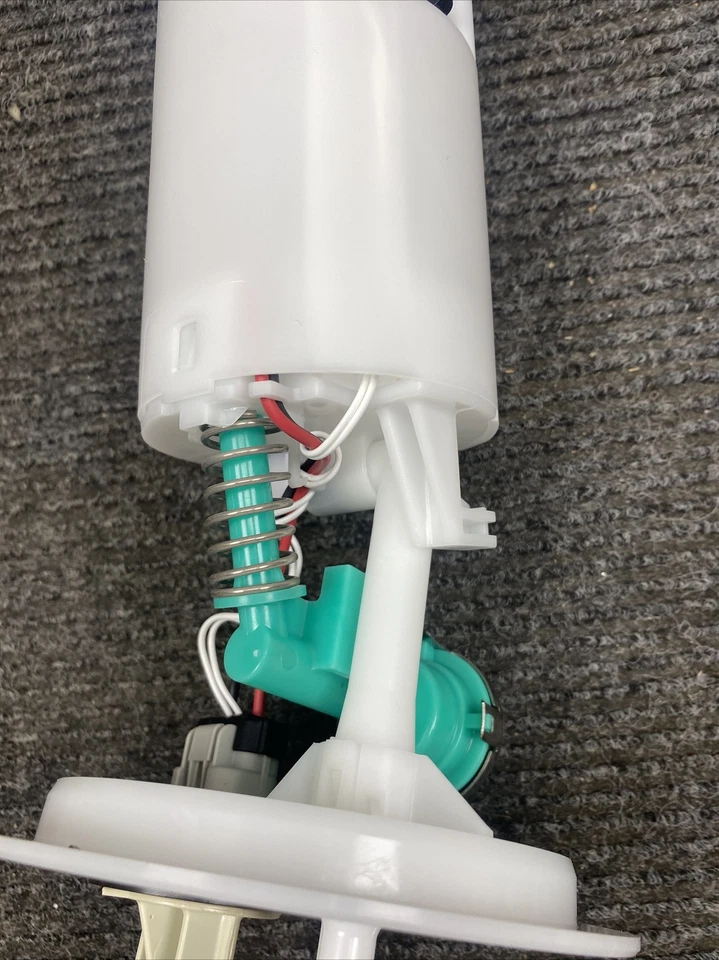 Conjunto de transmisor de combustible CHRYSLER OEM 04897431AC nuevo en stock Foto 4 de 4