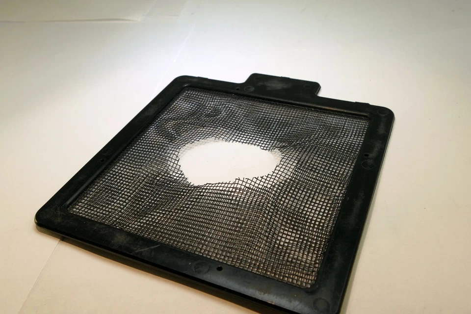 Lindahl Plastic Vignetter Mask Frame 4.5" bellows 2" small Horizontal Oval - Image 2 of 4